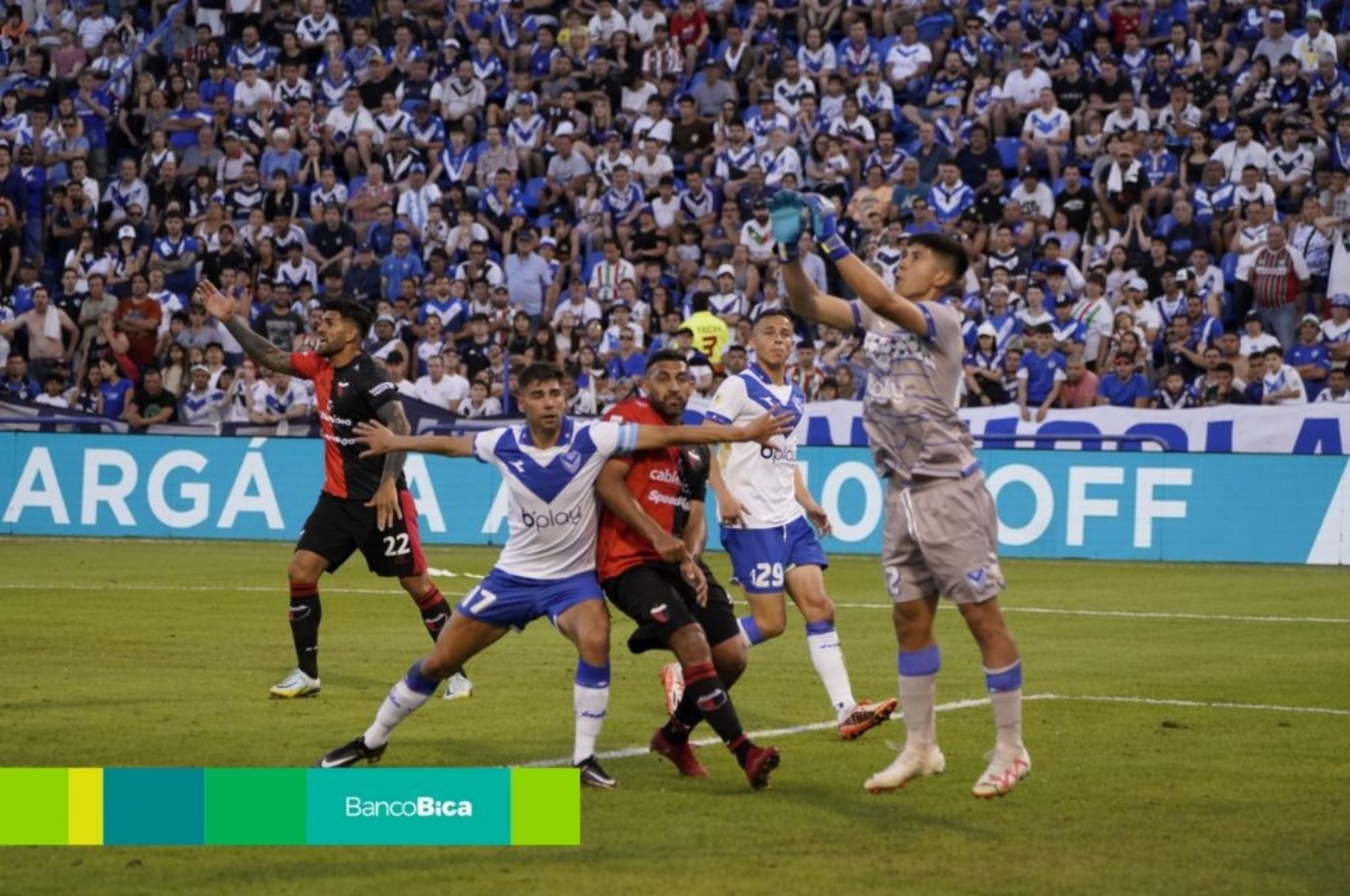 Colón cayó ante Vélez 3 a 1 en el Amalfitani.