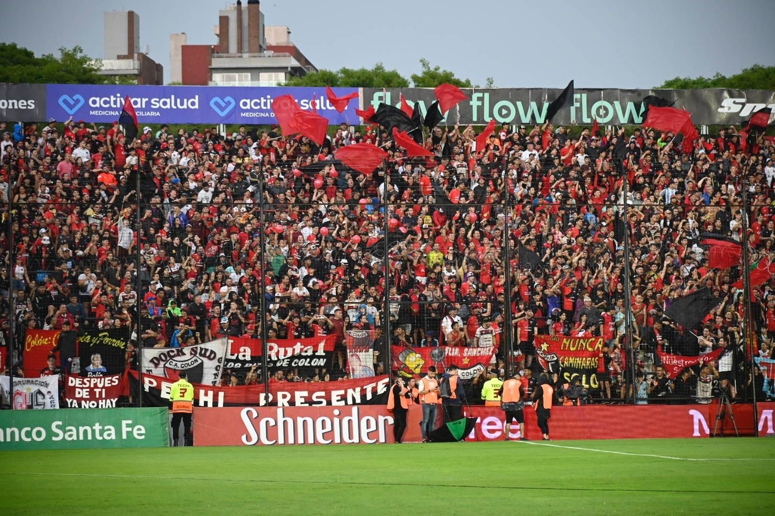 Descendió Colón. Perdió ante Gimnasia y descendió a la Primera Nacional. El Sabalero no pudo con el Lobo en el desempate y cayó por 1 a 0 en el estadio Coloso Marcelo Bielsa de Rosario.