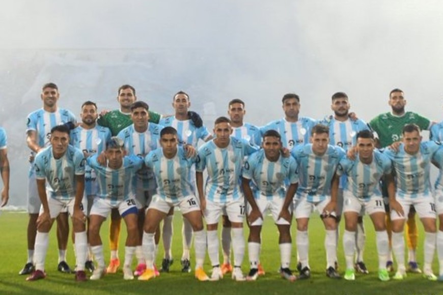 El plantel del campeón del Federal A. Crédito: Prensa Gimnasia y Tiro