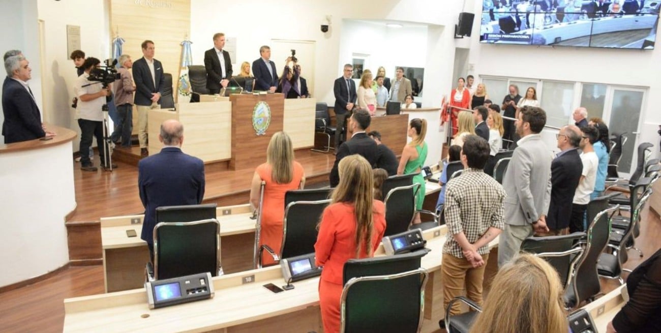 Quiénes son los 15 concejales que asumen sus bancas en Rosario