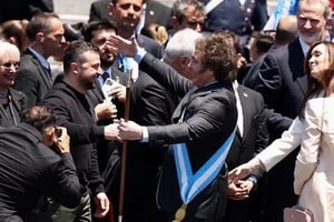 Zelenski estuvo presente en la asunción del presidente argentino Javier Milei, en su primera incursión a Latinoamérica desde que inicio el conflicto. Crédito: Reuters