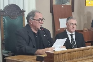 Guillermo Franchella en su primer discurso como intendente de Casilda.