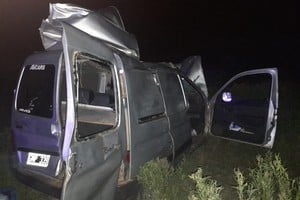 En uno de los vehículos se halló un arma de fuego y se investiga su procedencia.