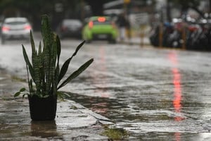 El SMN precisó que “se estiman valores de precipitación acumulada entre 30 y 60 mm, pudiendo ser superados de forma puntual”. Crédito: Mauricio Garín