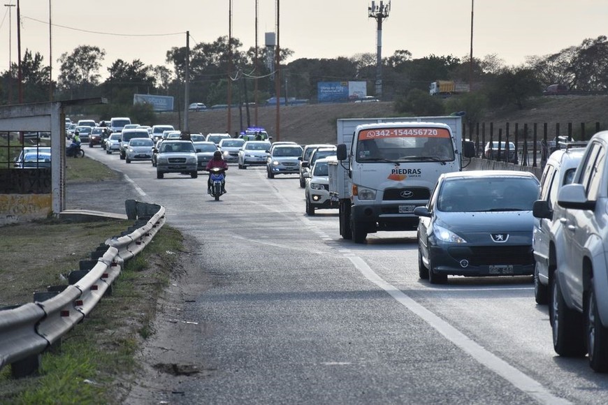 Solicitan a los conductores reducir la velocidad y respetar la señalización dispuesta en el lugar. Foto: Flavio Raina/Archivo
