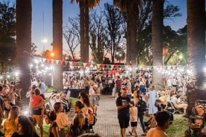 Plaza Pringles (Córdoba entre Paraguay y Presidente Roca) será sede, una vez más, de una gran Feria Navideña.