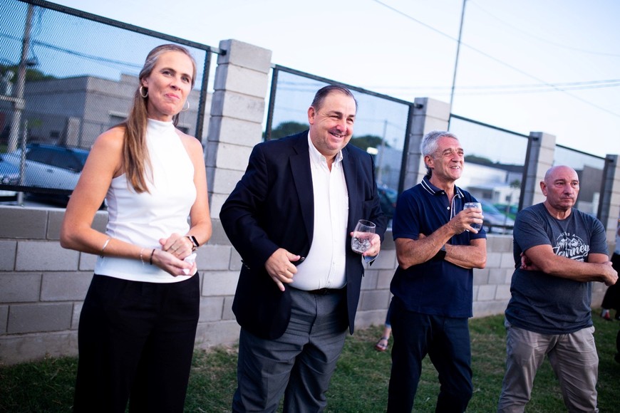 VAMA Rosario Morin, Secretaria de Producción; Juan Pablo Polettí, intendente; Alejandro Taborda, Presidente Unión Industrial de Santa Fe y Carlos Ingino, Figan