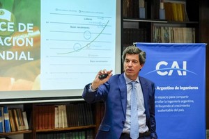 El viernes 17 de noviembre, se realizó en el Centro Argentino de Ingenieros la tradicional premiación a los trabajos presentados al Premio Pre-Ingeniería.