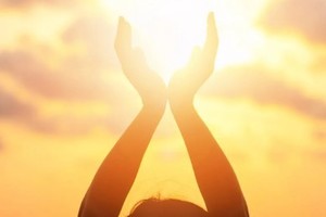 El fenómeno se debe a la inclinación de la Tierra con respecto al Sol.