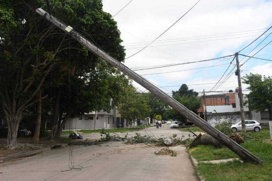 Es peligroso para quienes circulan caminando. Créditos: Flavio Raina