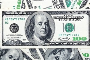 La divisa informal operó a $995 durante la jornada anterior.