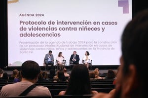 Autoridades institucionales y políticas. La presentación se realizó días atrás en el Museo de la Constitución. Crédito: Pablo Aguirre