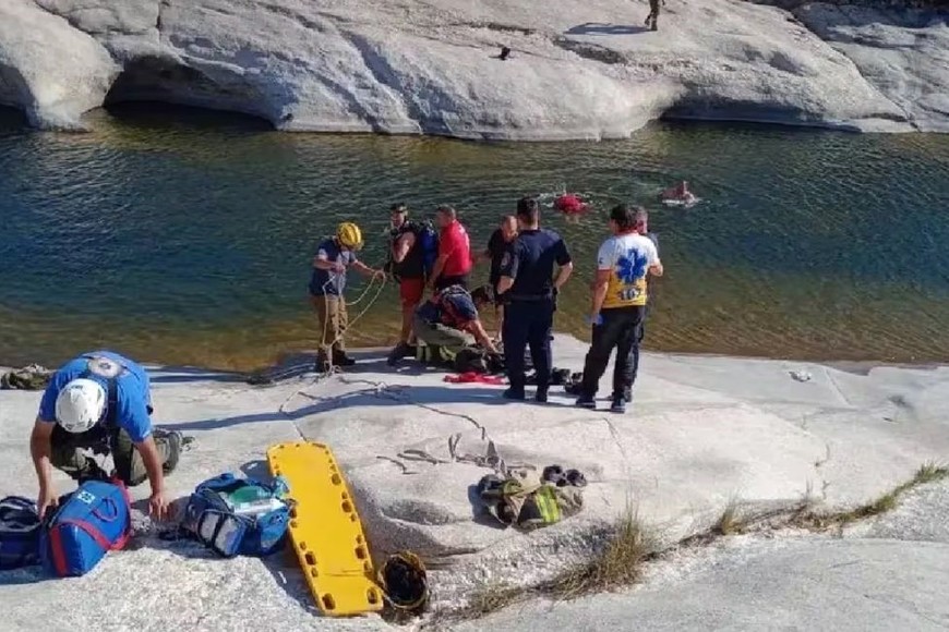 Los efectivos de la zona comenzaron a rastrear el lugar tras un llamado al 911