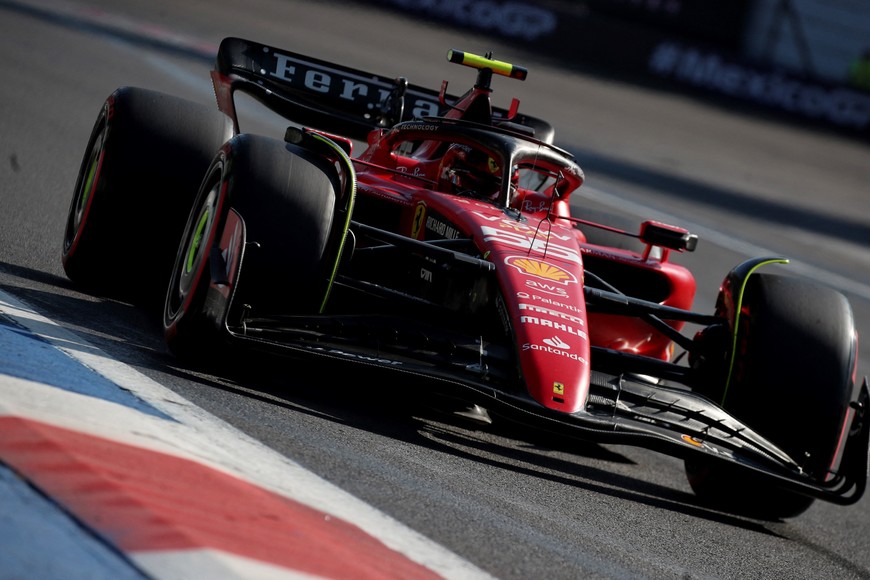 Formula One F1 - Mexico City Grand Prix - Autodromo Hermanos Rodriguez, Mexico City, Mexico - October 28, 2023
Ferrari's Carlos Sainz Jr. during qualifying REUTERS/Henry Romero