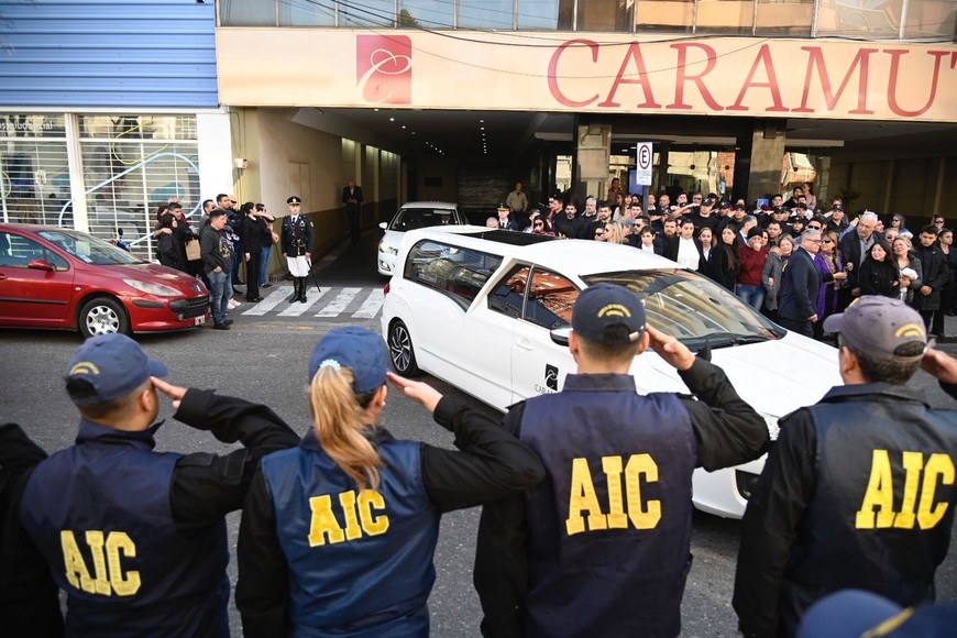 César Eduardo Carmona, inspector de policía de 50 años, fue ejecutado la tarde del 14 de septiembre, cuando regresaba de cumplir un adicional en una financiera. Marcelo Manera