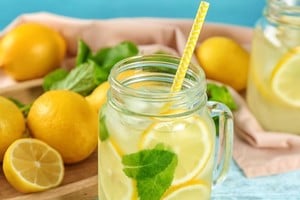 El jugo de limón se convirtió en una bebida popular, por sus beneficios para la salud