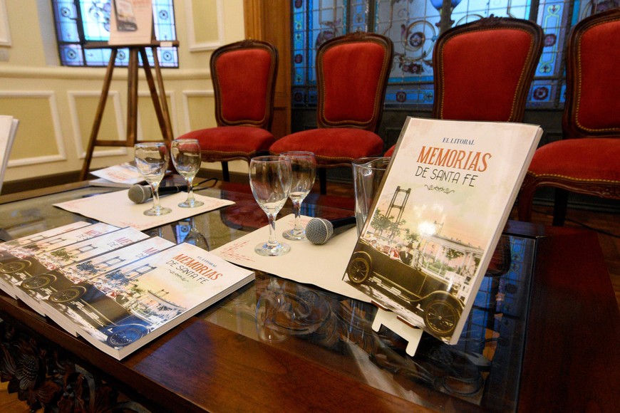 PIE: El libro fue presentado en la majestuosa Casa de los Gobernadores. Foto: Pablo Aguirre