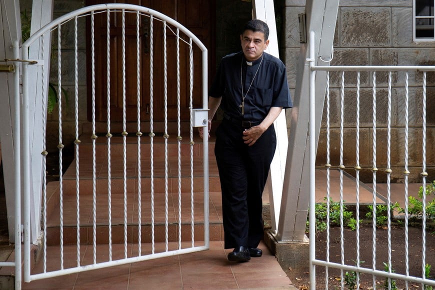 FILE PHOTO: Rolando Alvarez, bishop of the Diocese of Matagalpa and a critic of the Nicaraguan President Daniel Ortega, walks at Managua's catholic church where he is taking refuge alleging he had been targeted by the police, in Managua, Nicaragua May 20, 2022. REUTERS/Maynor Valenzuela/File Photo