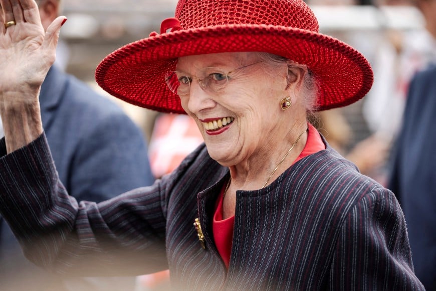FILE PHOTO: Danish Queen Margrethe visits Lynge school during a city visit in Alleroed Municipality, Denmark September 12, 2023. Ritzau Scanpix/Thomas Traasdahl/via REUTERS    ATTENTION EDITORS - THIS IMAGE WAS PROVIDED BY A THIRD PARTY. DENMARK OUT. NO COMMERCIAL OR EDITORIAL SALES IN DENMARK./File Photo