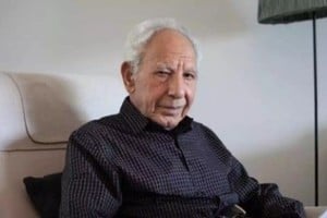 "Nuestra revolución es pacífica, popular y rechaza el sectarismo, y el pueblo sirio es uno", había declarado Turk en octubre de 2011.