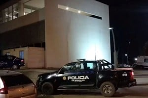 El infortunado fue trasladado al hospital Iturraspe donde, pese a los esfuerzos realizados, se produjo su deceso.