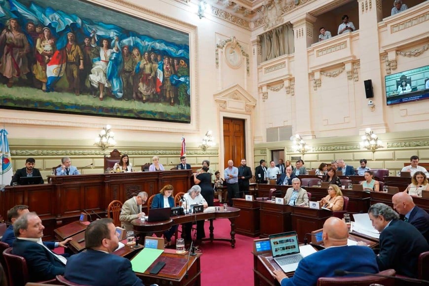 Este jueves hubo sesión dentro del período extraordinario en la Legislatura santafesina.