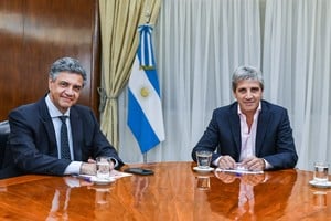 Caputo se reunió con Jorge Macri por la restitución de los fondos que Alberto Fernández le retiró.