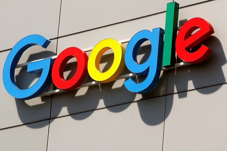 FILE PHOTO: A logo is pictured at Google's European Engineering Center in Zurich, Switzerland July 19,  2018   REUTERS/Arnd Wiegmann/File Photo/File Photo