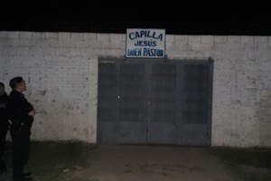 Personal policial trabaja en la escena del suceso. Foto: El Litoral