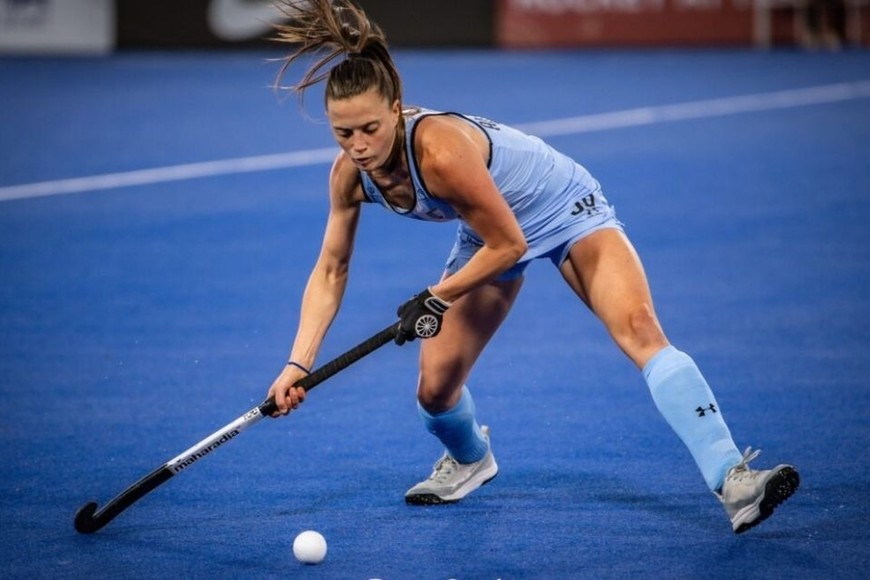 La jugadora santafesina fue citada por el entrenador del seleccionado femenino de hockey sobre césped, Fernando Ferrara.