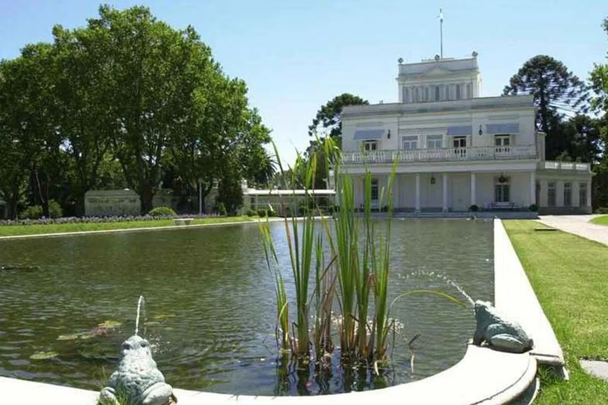 La Quinta presidencial de Olivos es la principal residencia oficial del presidente de la Nación Argentina.