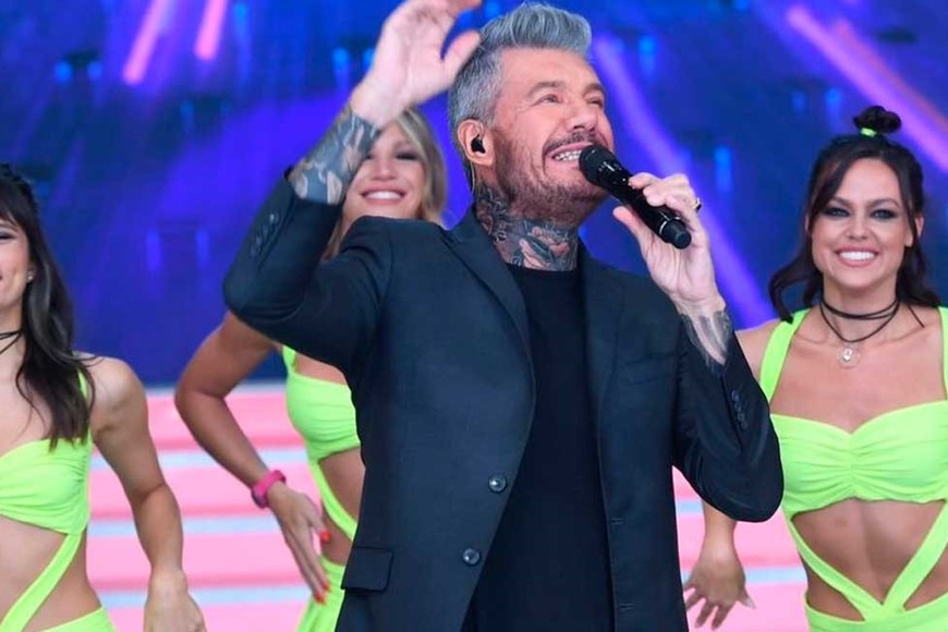 Tinelli siguió de cerca el duro cruce.