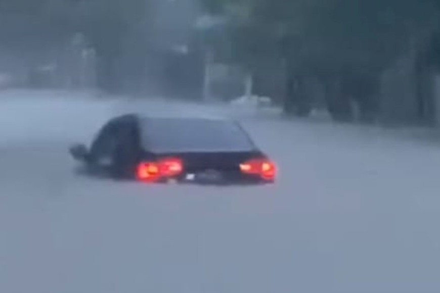 Un espejo de agua cubre la mayor parte de las calles de varias ciudades del norte.