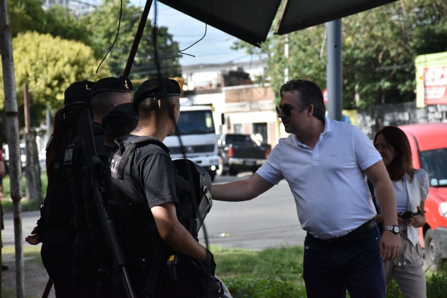 Cococcioni participó del operativo en Rosario. Crédito: Gobierno de la Provincia