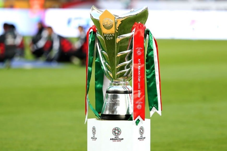 El trofeo en disputa en Asia.