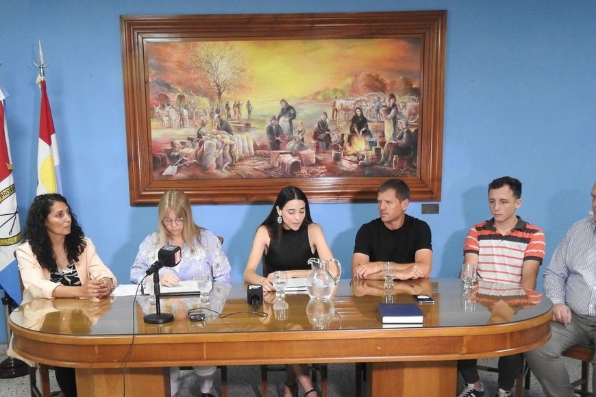 Paola Devesa junto a su gabinete brindaron un panorama de cómo encontraron el municipio.