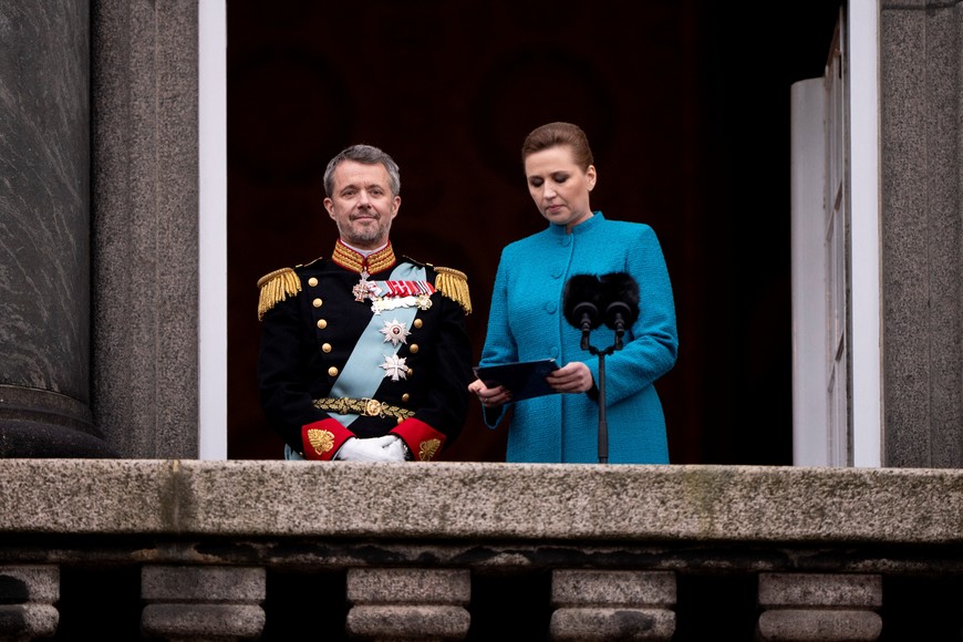 Danish Prime Minister Mette Frederiksen proclaims the accession of the throne from Queen Margrethe to King Frederik X from the balcony at Christiansborg Palace Square in Copenhagen, Denmark, January 14, 2024. Ritzau Scanpix/Bo Amstrup via REUTERS    ATTENTION EDITORS - THIS IMAGE WAS PROVIDED BY A THIRD PARTY. DENMARK OUT. NO COMMERCIAL OR EDITORIAL SALES IN DENMARK.