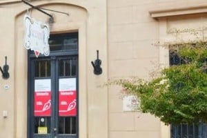 El edificio de Maipú 966 cerca de convertirse en patrimonio de la ciudad.