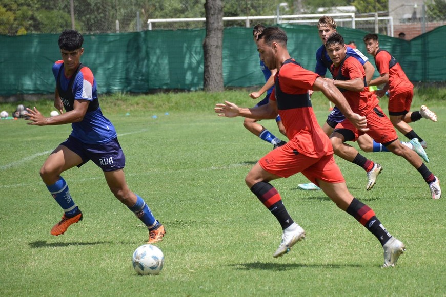 El uruguayo Fabricio Sanguinetti seguramente sumará minutos ante Colón. Ayer marco un tanto. Prensa Patronato