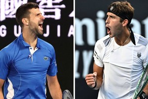 "Le ganó con comodidad a Andy Murray y Monfils, así que deberé hacer mi tarea", expresó Novak Djokovic sobre el argentino, Tomás Etcheverry, a quien enfrentará en la tercera ronda del Abierto de Australia.