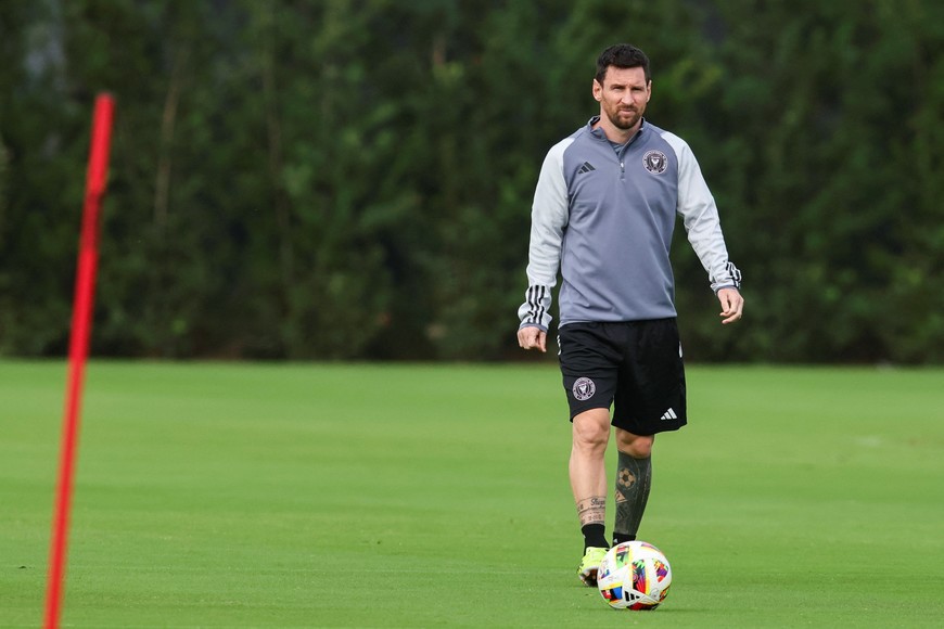 Jan 17, 2024; Fort Lauderdale, FL, USA; Inter Miami CF forward Lionel Messi (10) looks on during practice at Florida Blue Training Center. Mandatory Credit: Sam Navarro-USA TODAY Sports