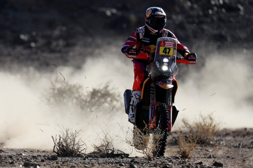Rallying - Dakar Rally - Stage 10 - Al Ula to Al Ula - Saudi Arabia - January 17, 2024
Red Bull KTM Factory's Kevin Benavides in action during stage 10 REUTERS/Hamad I Mohammed