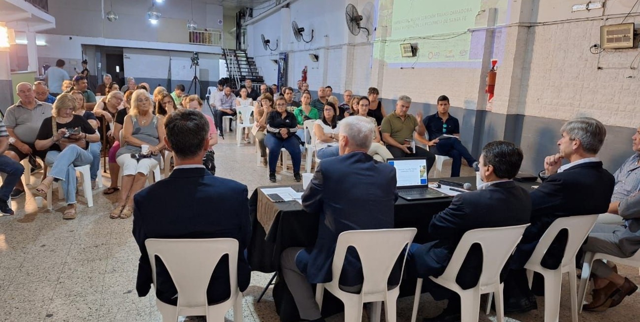 Salud y ambiente fueron dos de las preocupaciones de los vecinos a la hora de hablar en la audiencia. Crédito: Prensa EPE