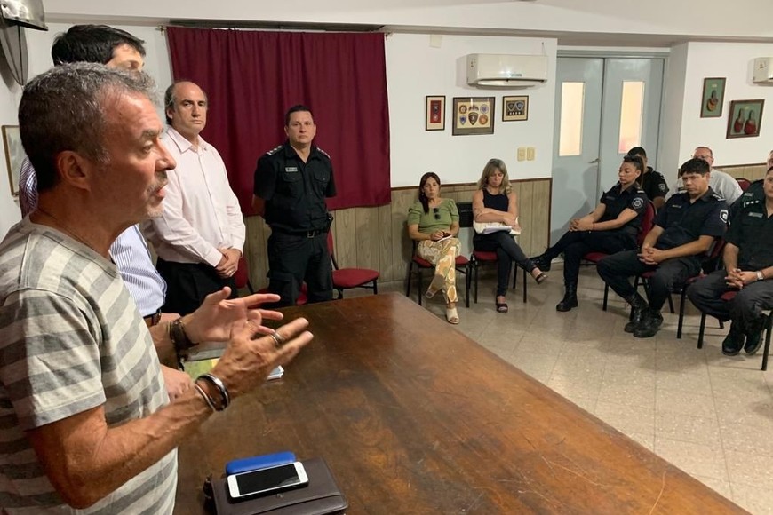 "Hay una ley nacional, 18 provincias tienen esa veda y las principales ciudades santafesinas con Rosario, Santa Fe o Reconquista" señaló Torres a El Litoral. Crédito: Prensa APSV