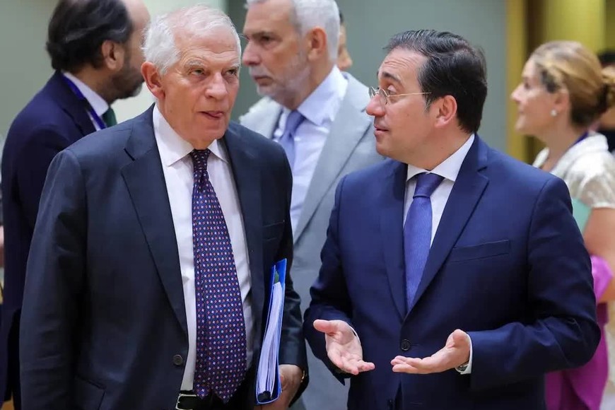 Josep Borrell (izquierda), Alto Representante de la Unión Europea para Asuntos Exteriores y Política de Seguridad. Es quien ha tomado las posiciones más dura contra la negativa israelí hacia una solución diplomática con Hamás.