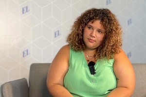 La entrevistada pasó por la redacción de El Litoral.