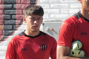 El volante con pasado en Colón y Quilmes, se prueba en Patrón. Crédito: Gabriel Obelar