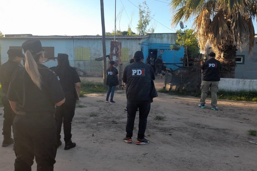 La policía frente al lugar de la detención. Crédito: Unidad Regional XV de Policía y PDI