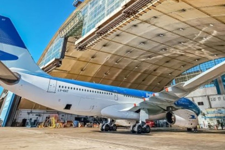 Aerolíneas Argentinas informó la cancelación de 267 vuelos