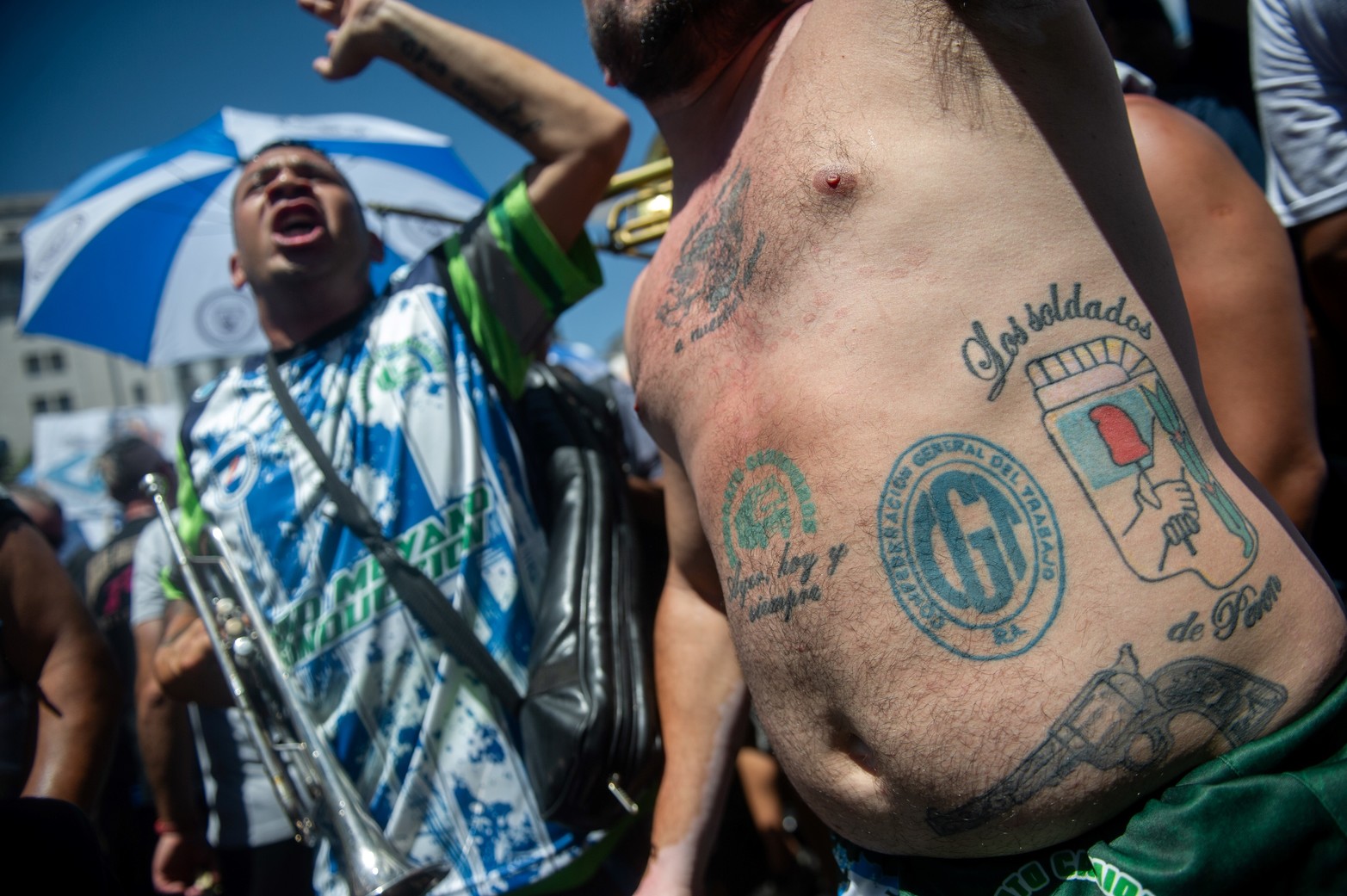Afiliados al Sindicato de Camioneros, se manifiestan en el Congreso en el marco del paro y movilización convocado por la CGT, que comenzó a las 12. Foto: Cris Sille / Télam